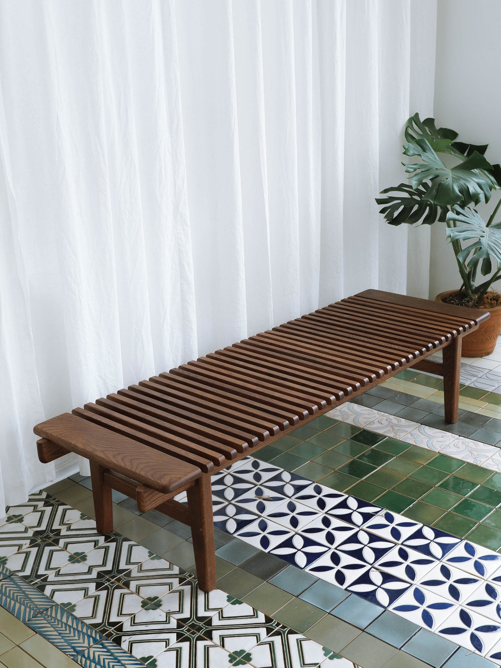 PP589 Bench