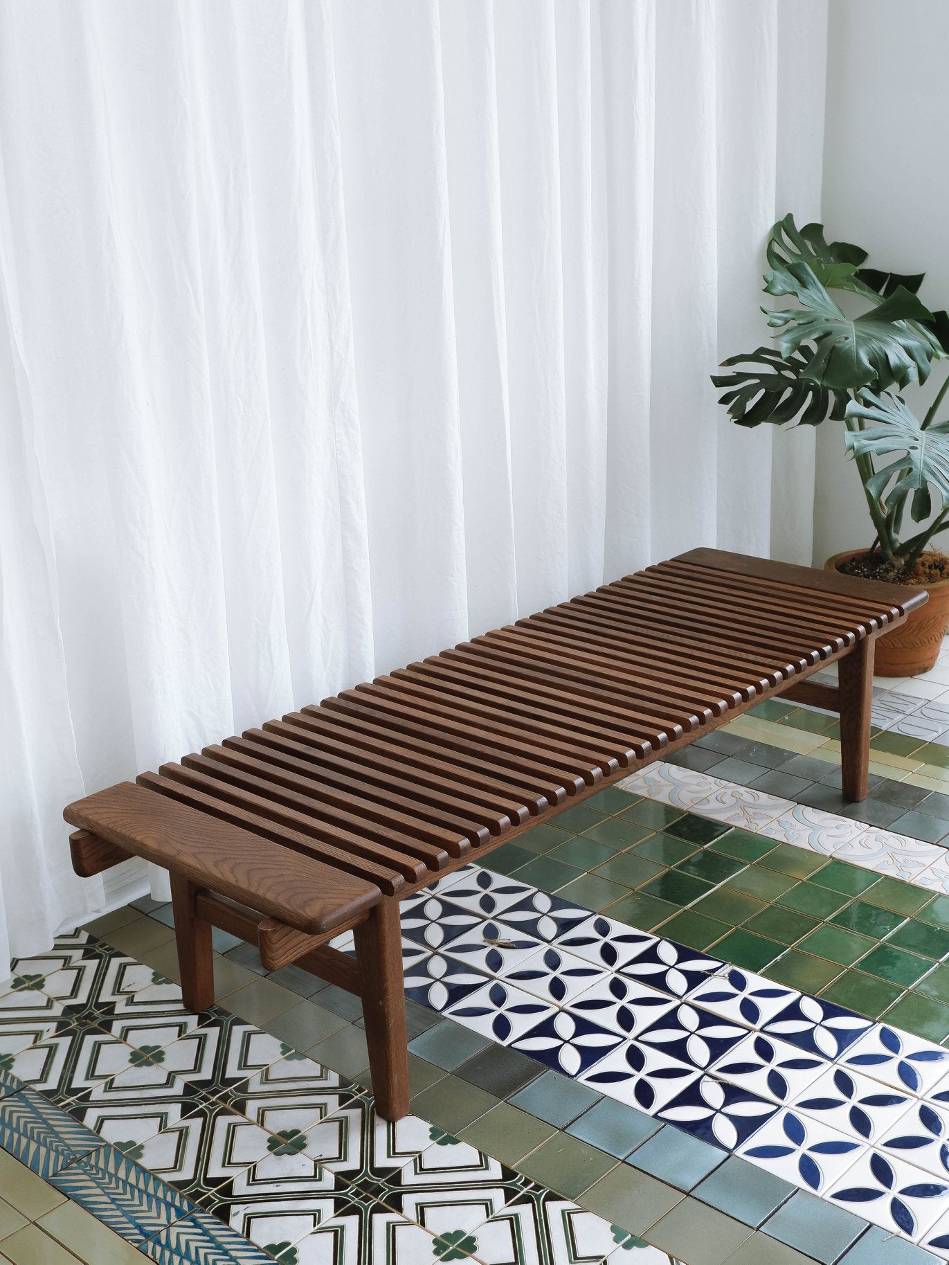 PP589 Bench