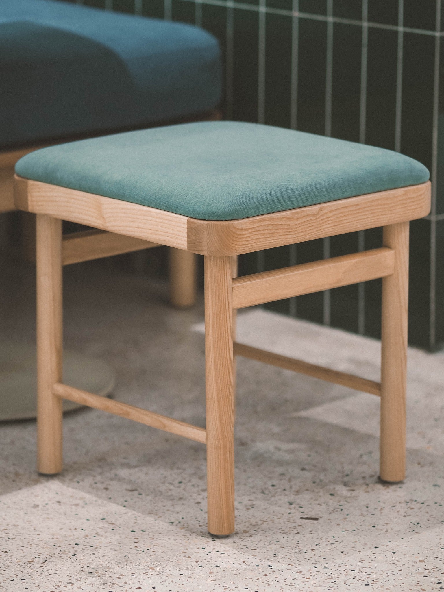 Puck Stool