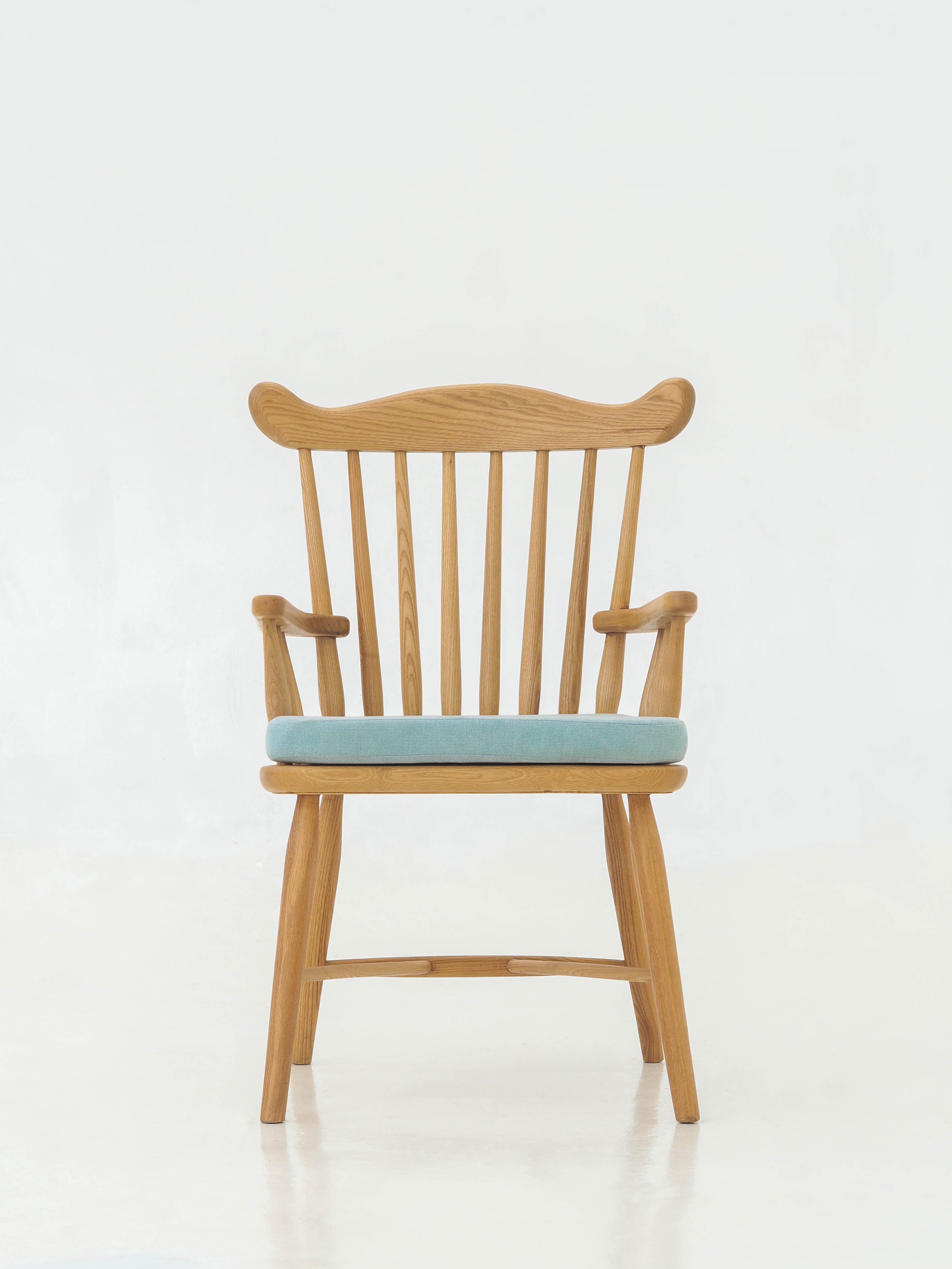 F181 Chair
