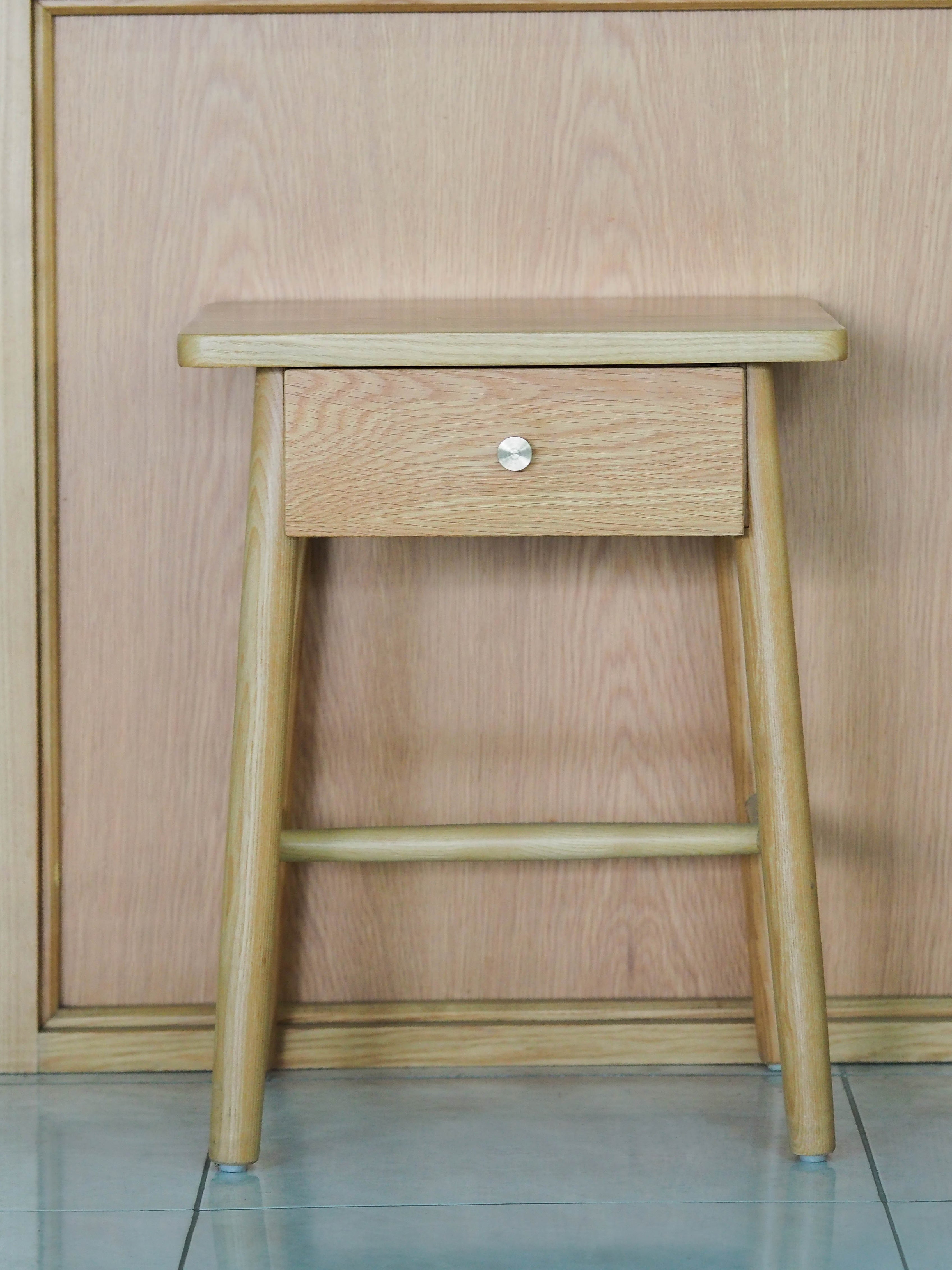 Barry Night Stand