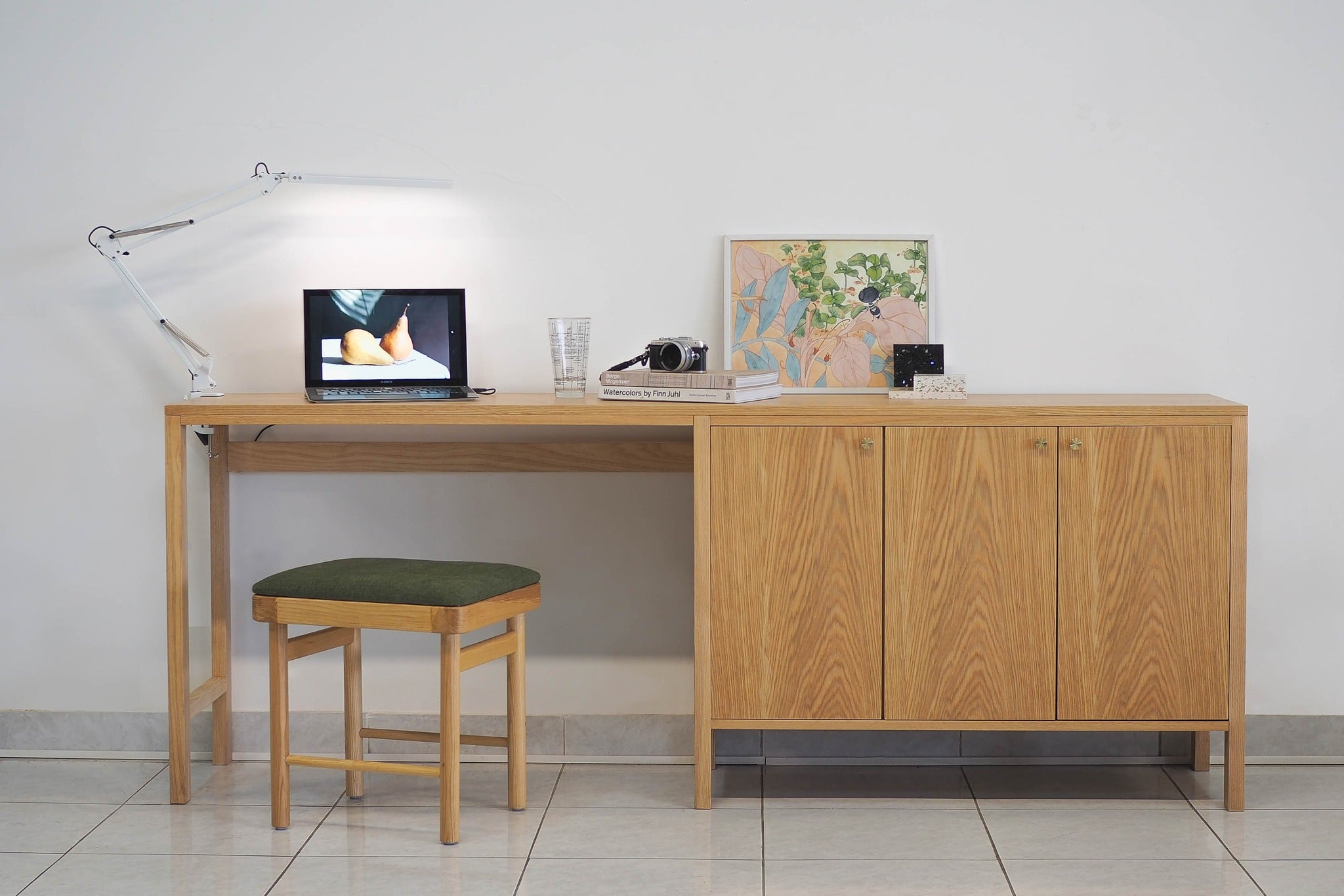 Luna Desk