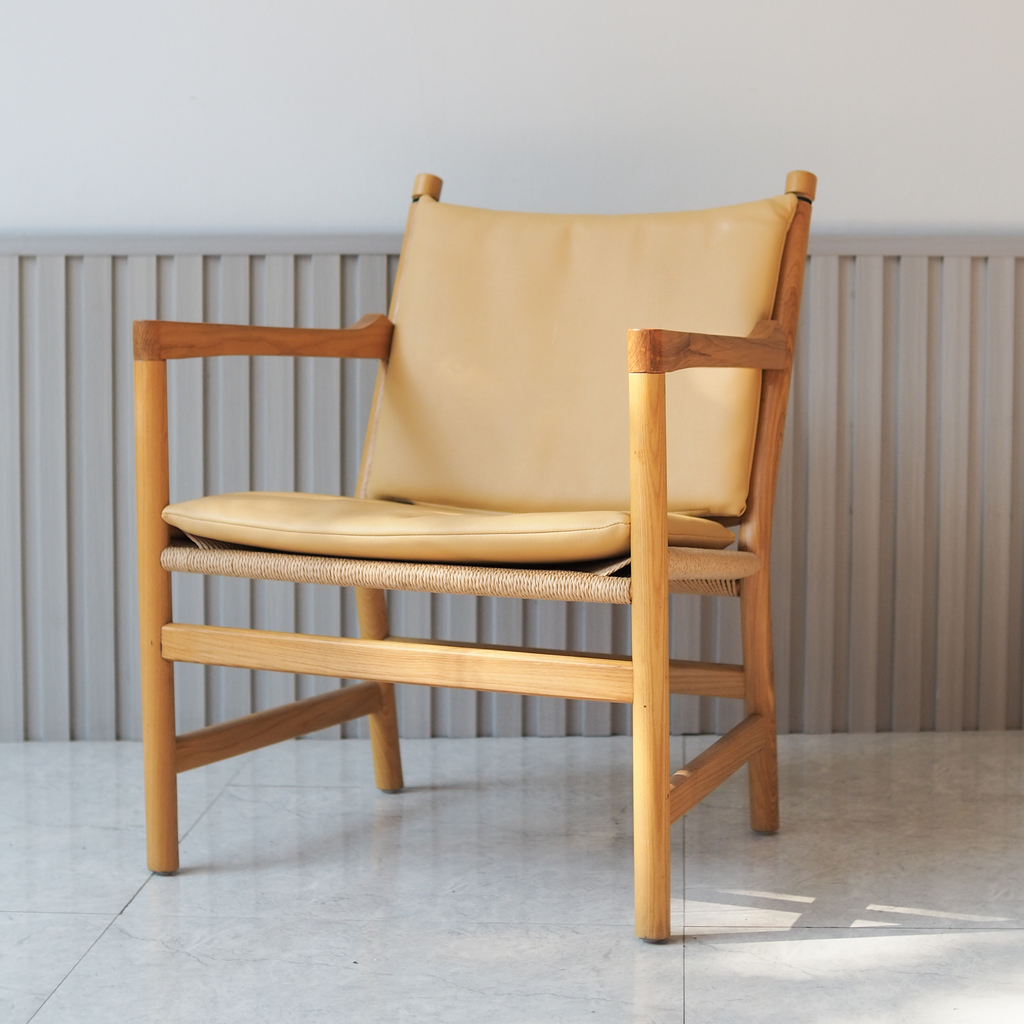 CH44 Easy Chair