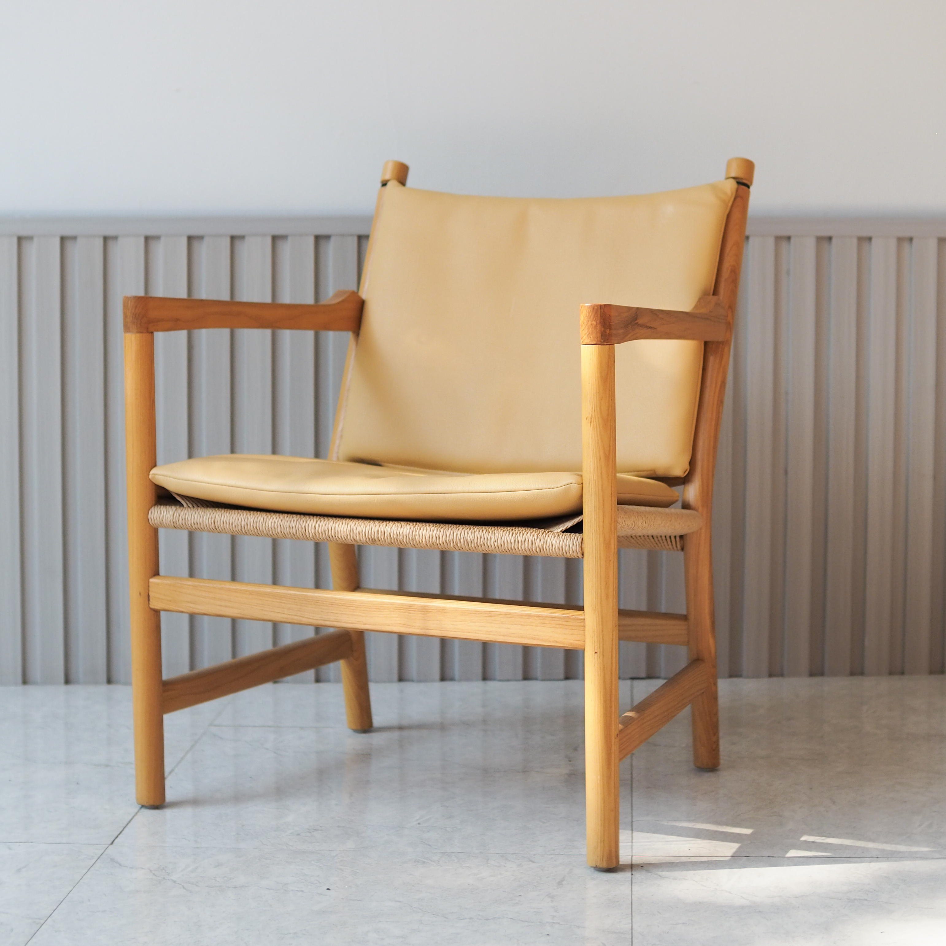 CH44 Easy Chair