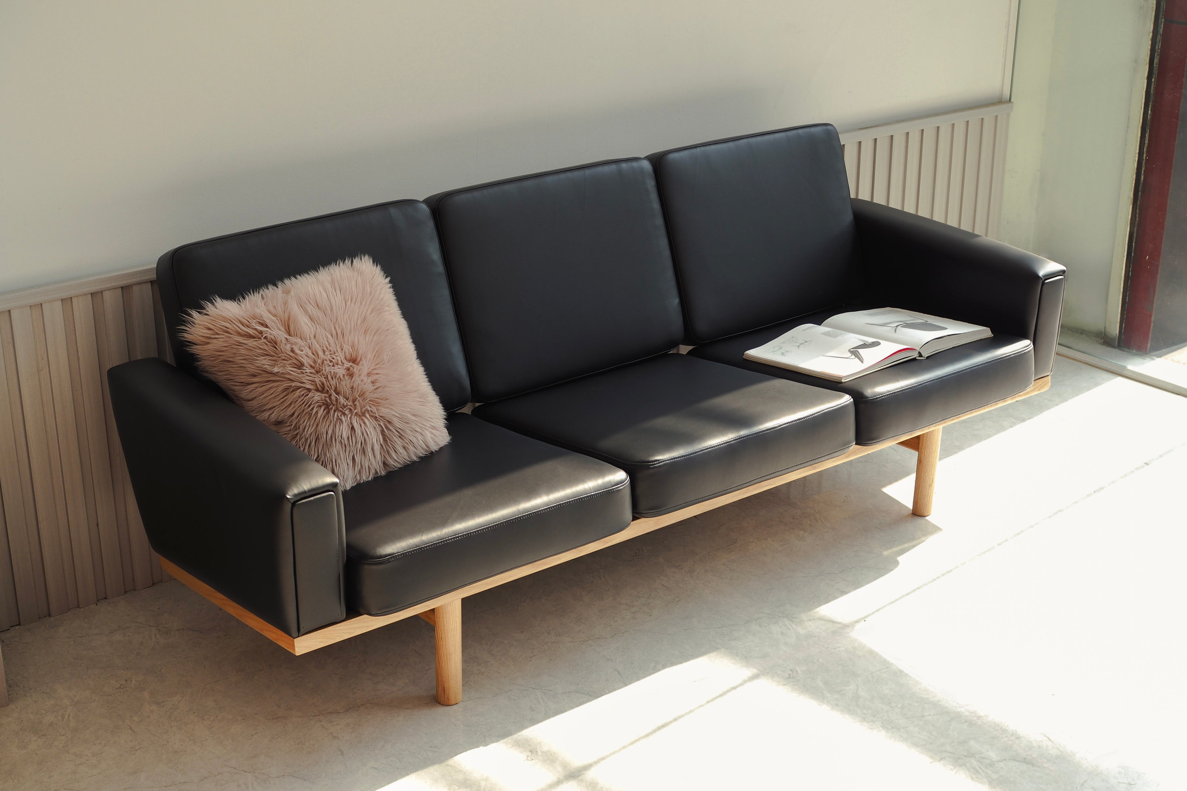 Ghế sofa GE236 3 Seater