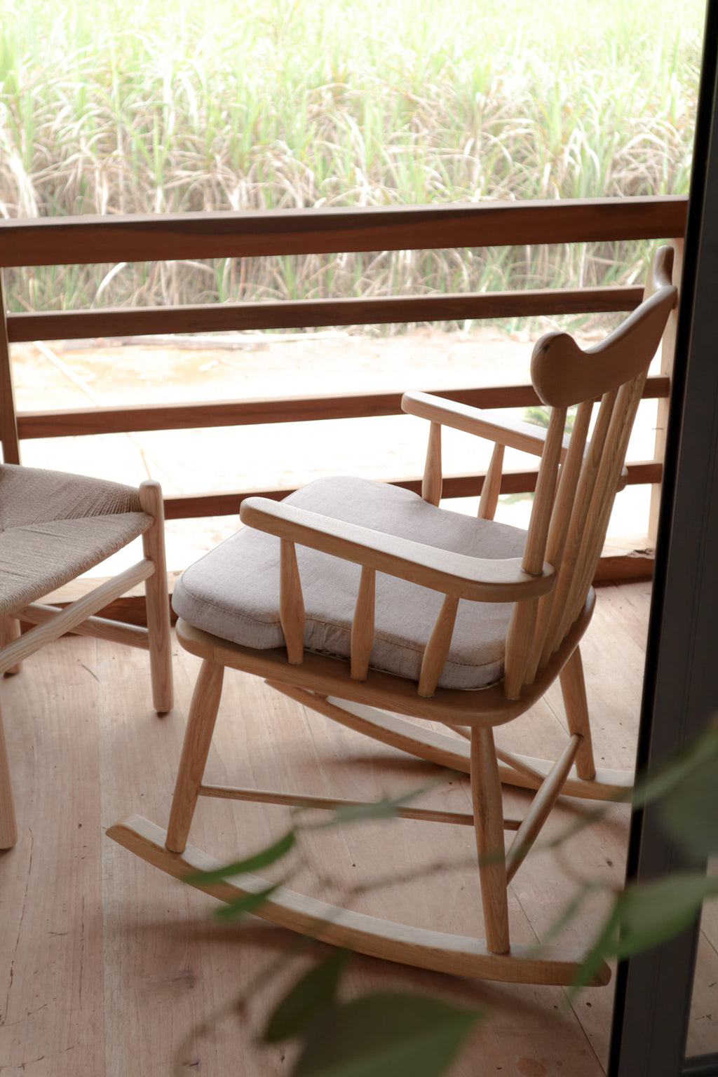 F180 Chair - Gồm 01 nệm mặt ngồi