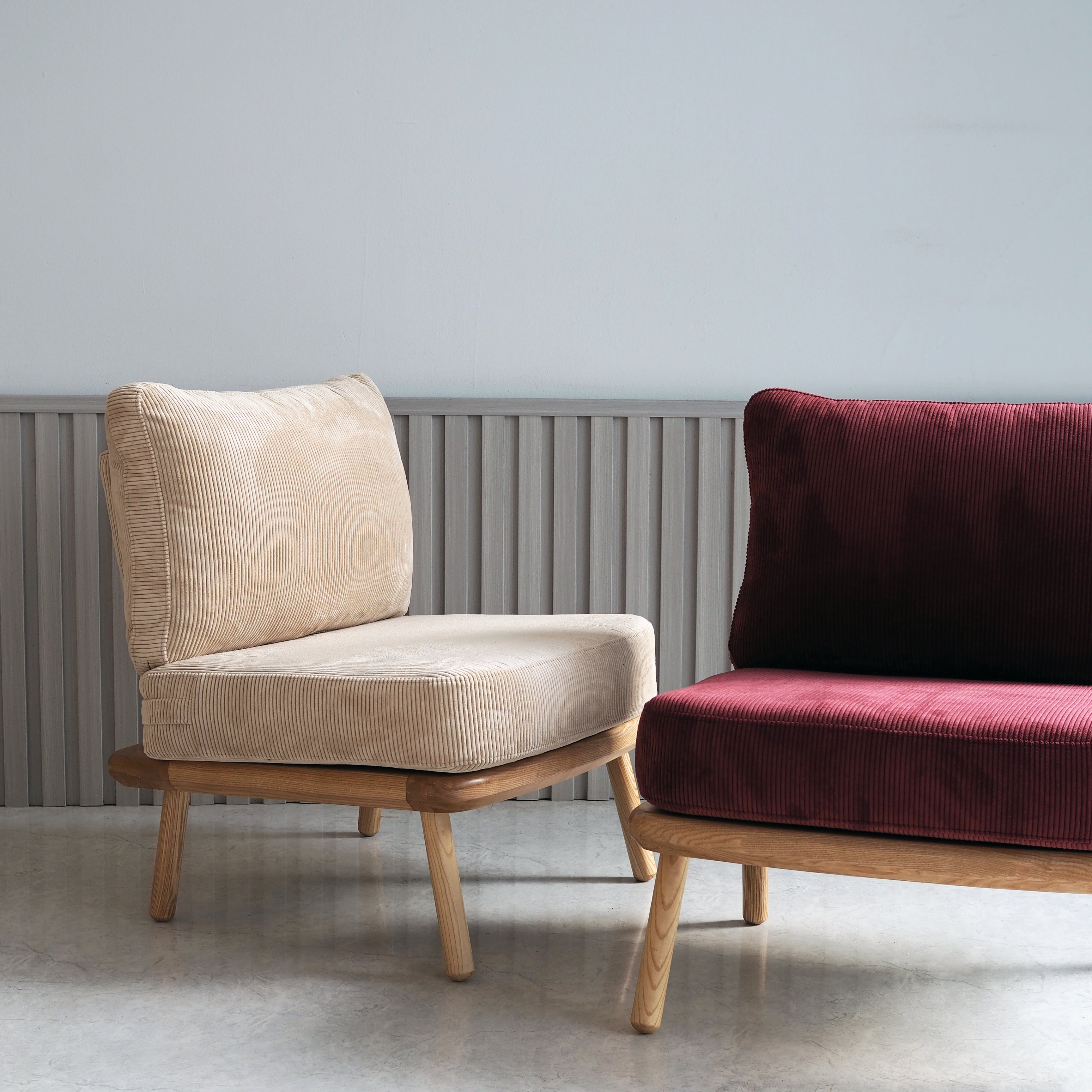 Tuck Easy Chair