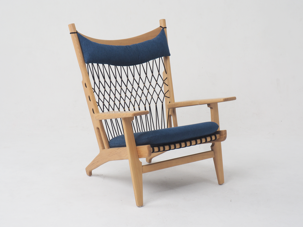 PP129 Web Chair