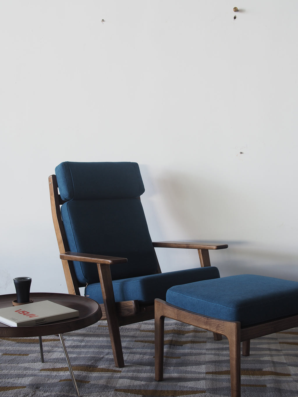 GE290-A High Back Easy Chair