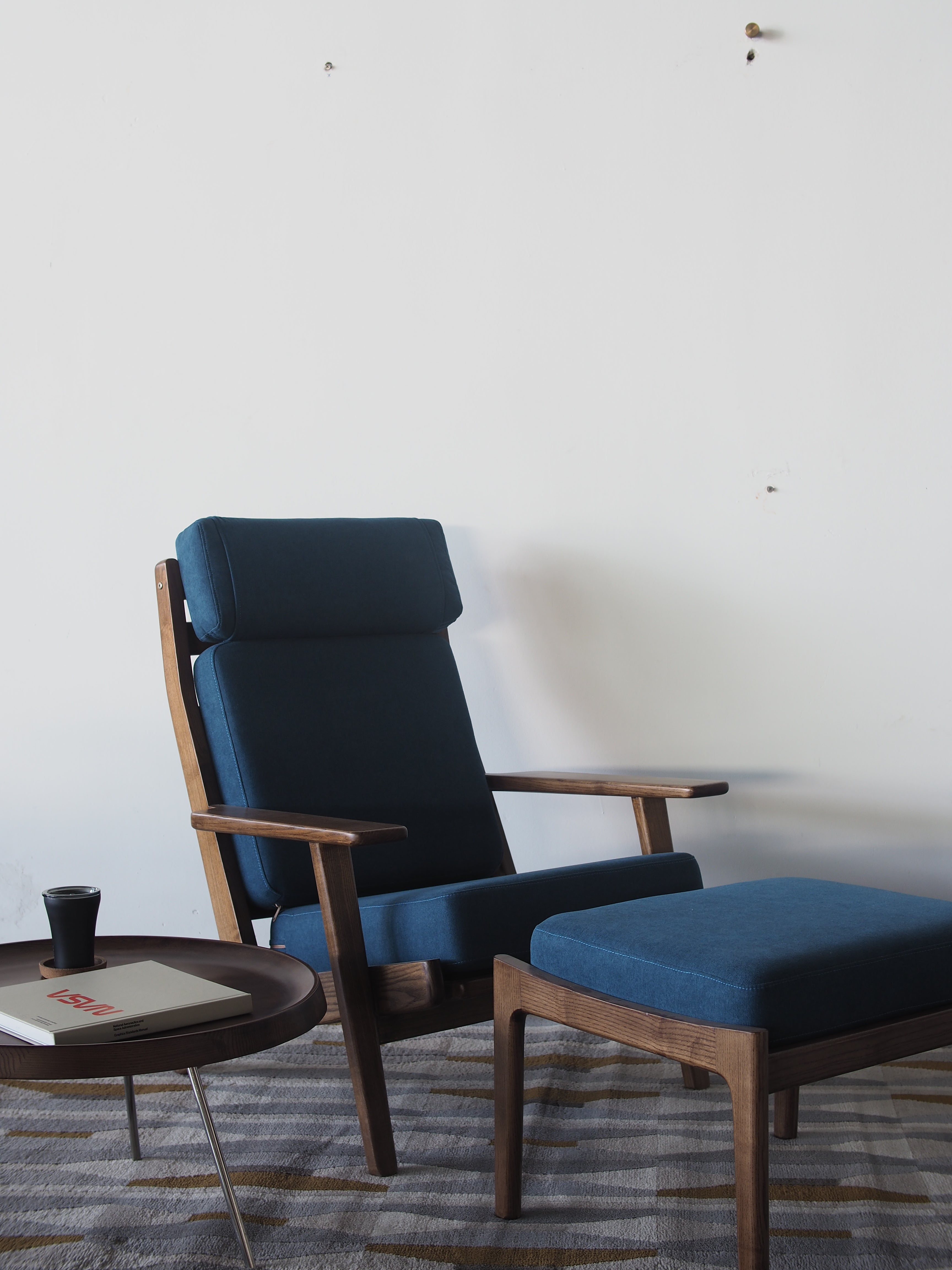 GE290-A High Back Easy Chair
