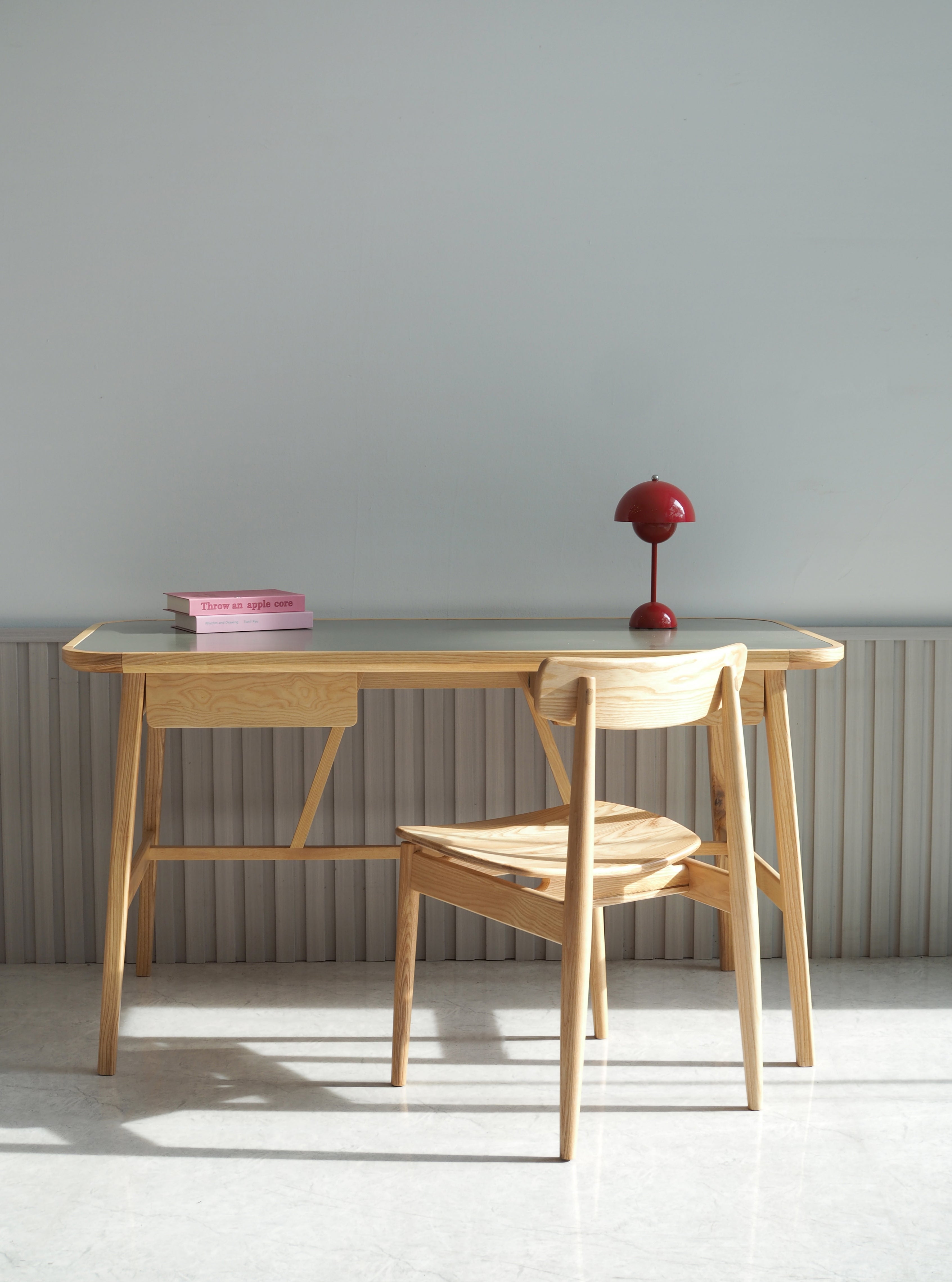 Menton Desk 140/160