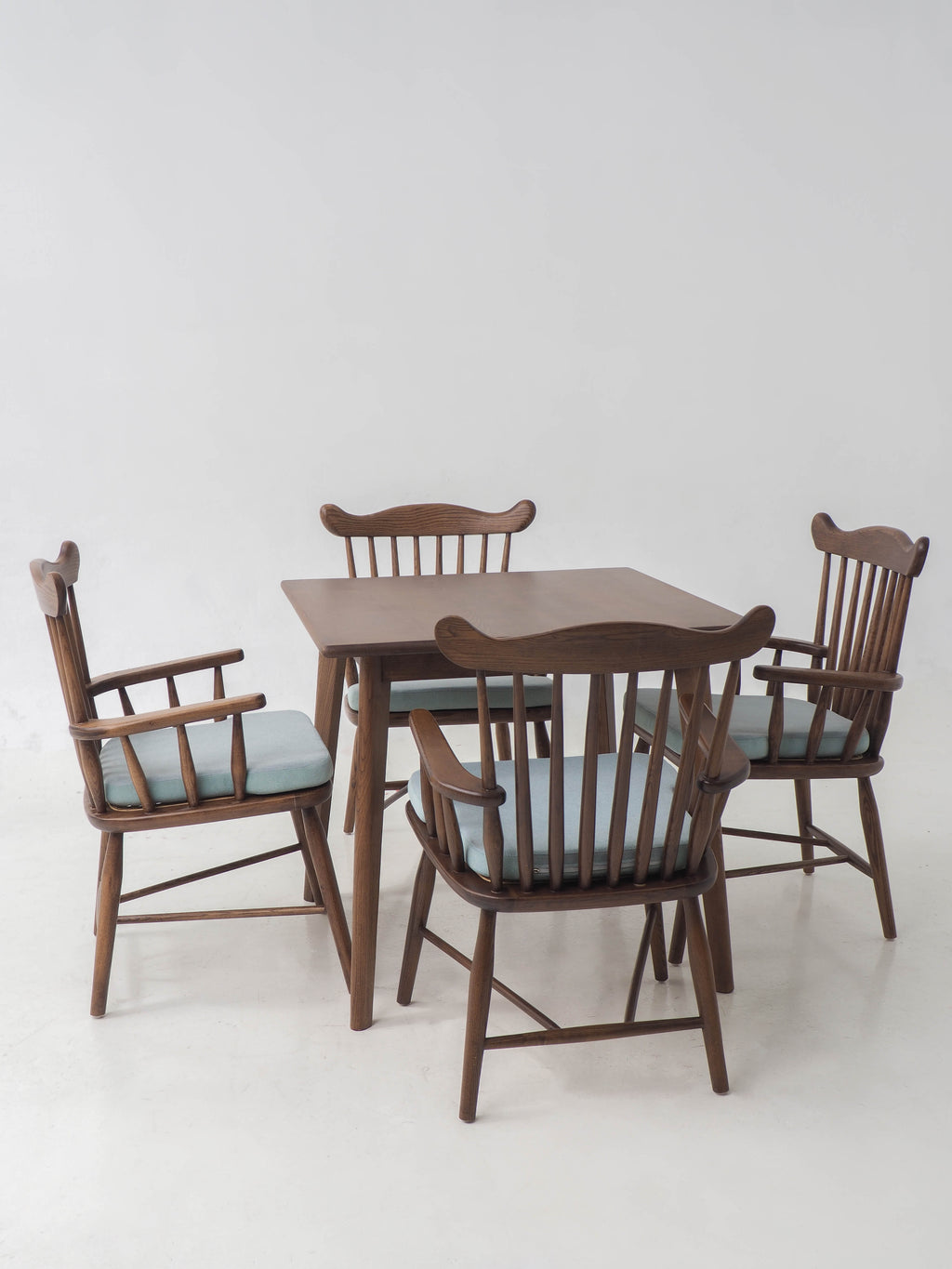 F181 Chair