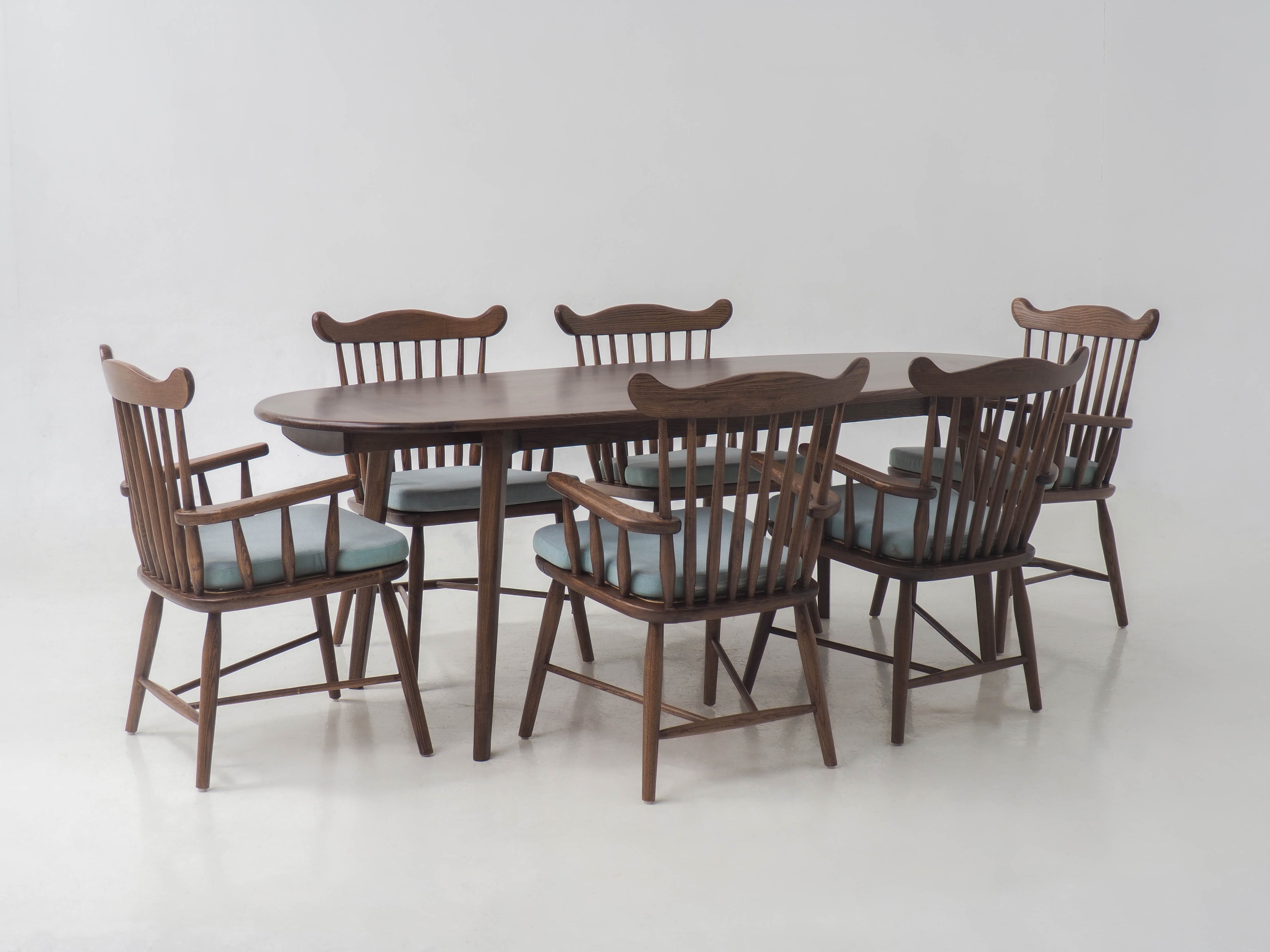 F181 Chair