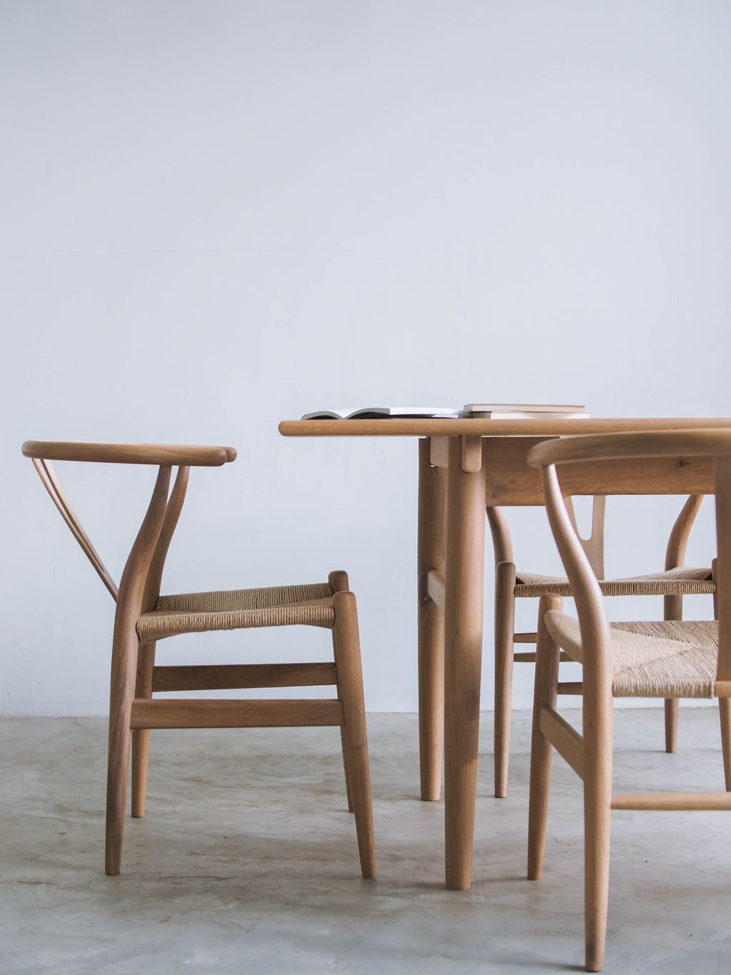 CH24 Chair