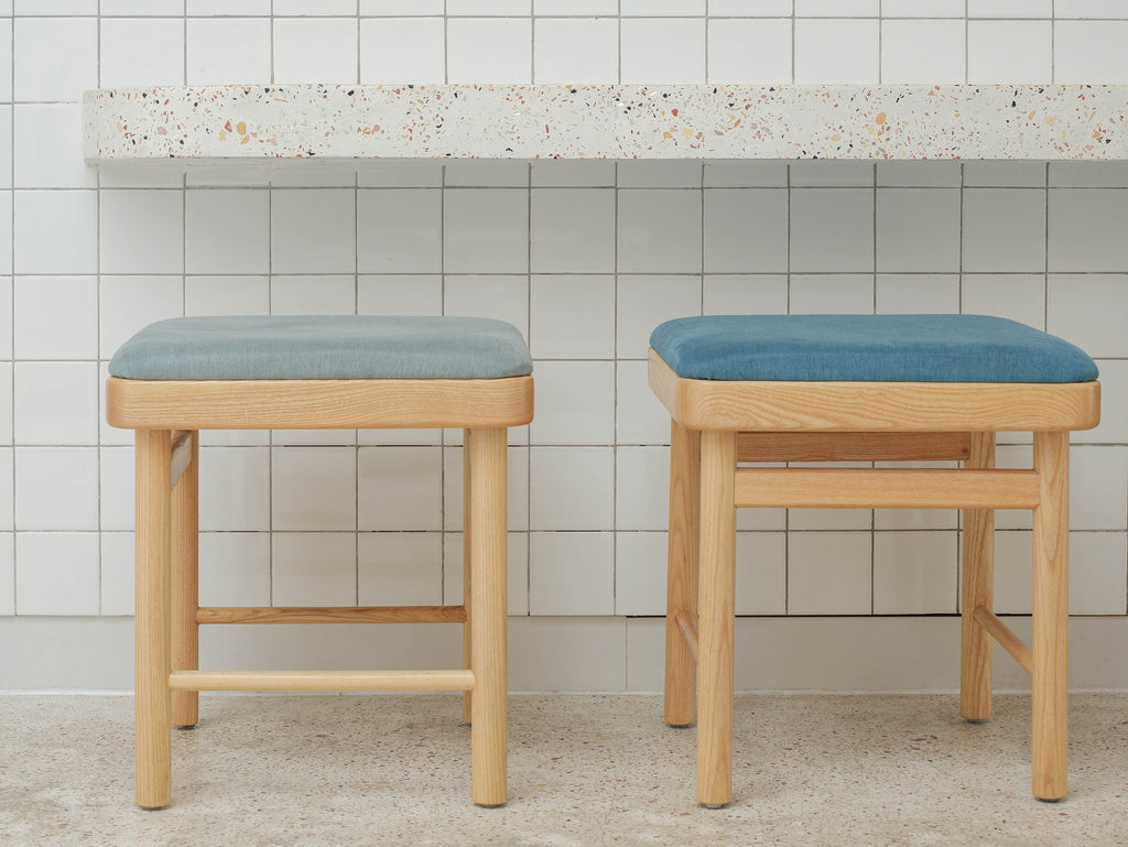 Puck Stool
