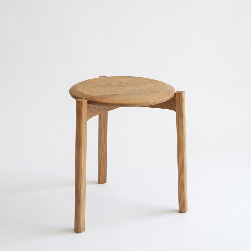 Svelto Solidwood Stool